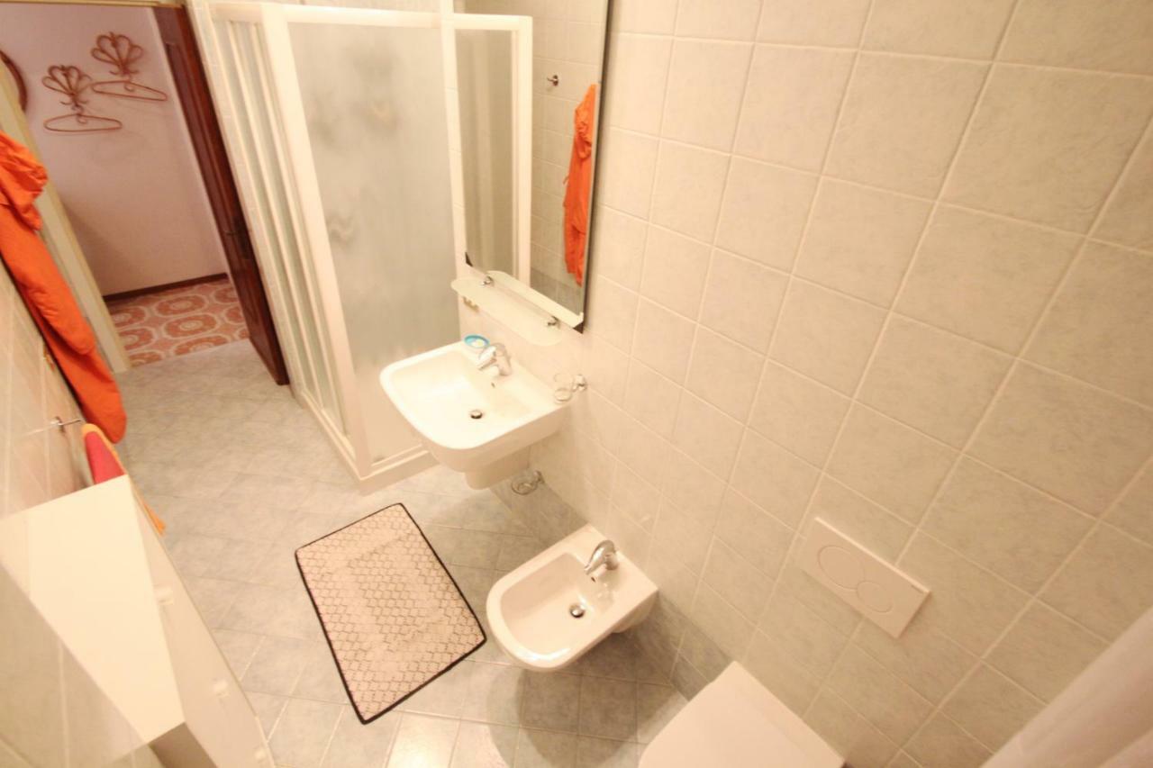 באוונו Lake View Silvano Apartment מראה חיצוני תמונה